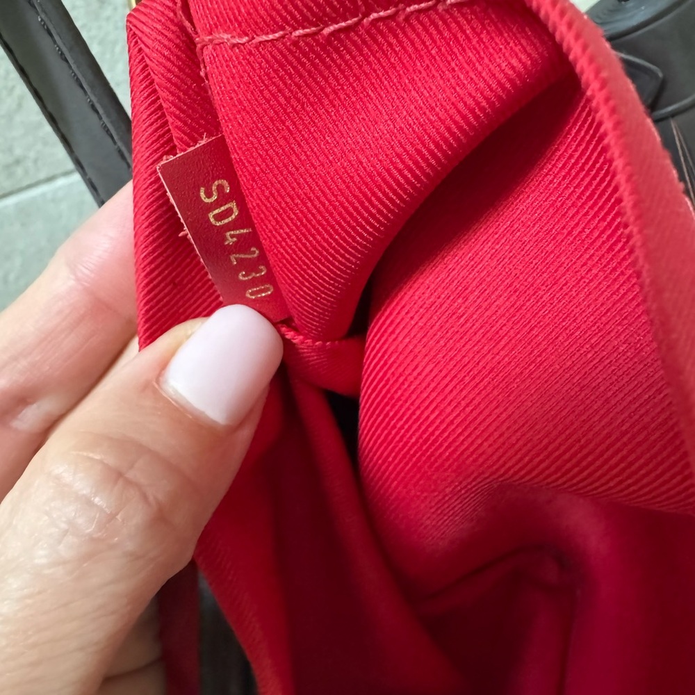 Louis Vuitton South Bank Damier Crossbody Shoulder Bag Ebene - Picture 10 of 16